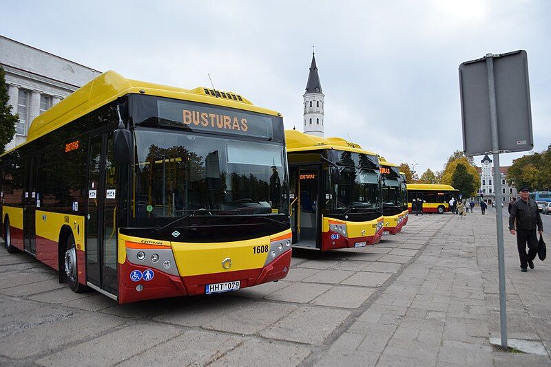 File:Šiaulių autobusai.JPG