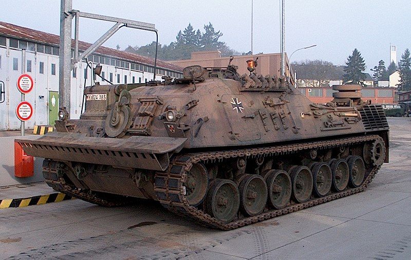 File:Bergepanzer seite.jpg