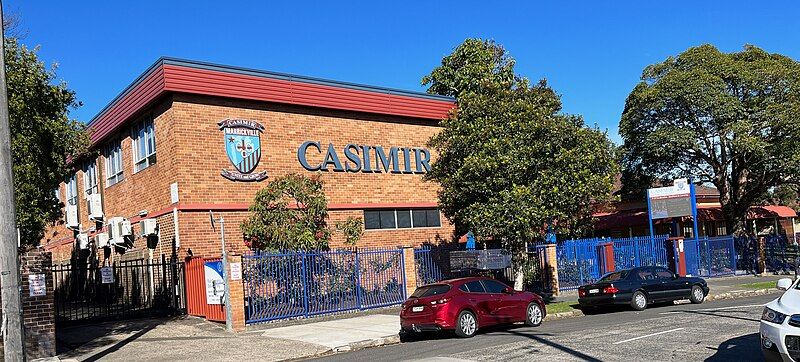 File:Casimir Catholic College.jpg