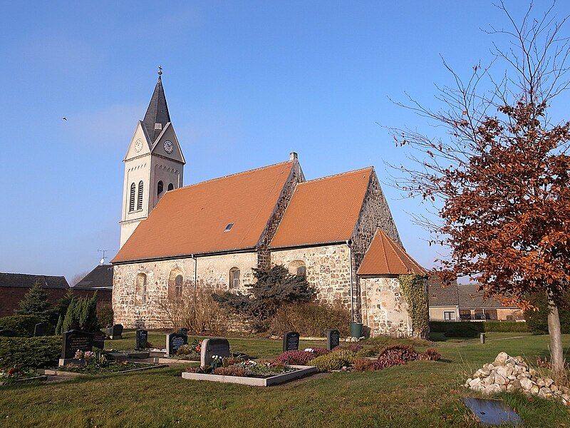 File:Düben, St. Petrus-Kirche.jpg