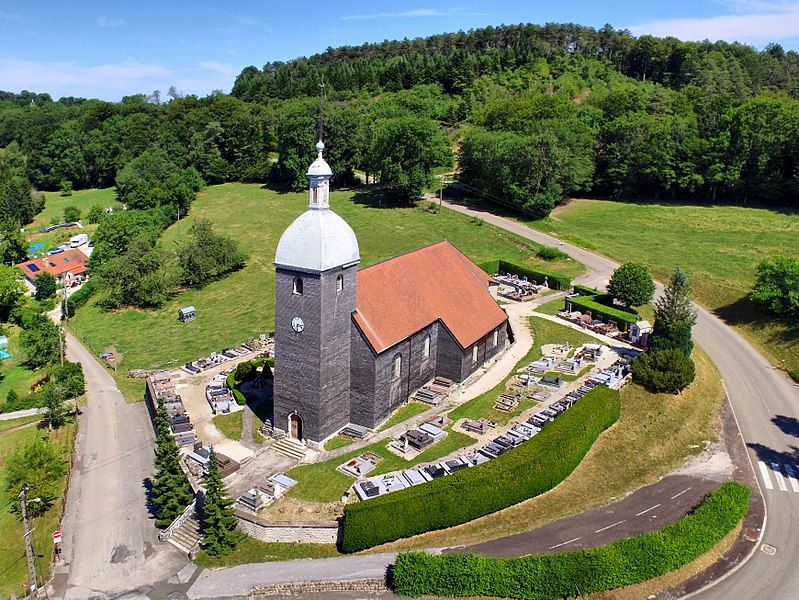 File:Gonsans, l'église.jpg