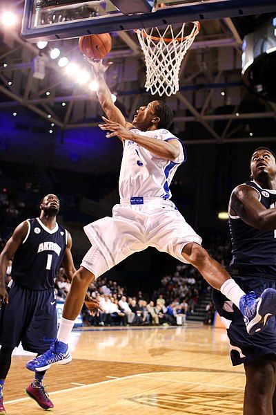 File:Jarod Oldham Layup.jpg