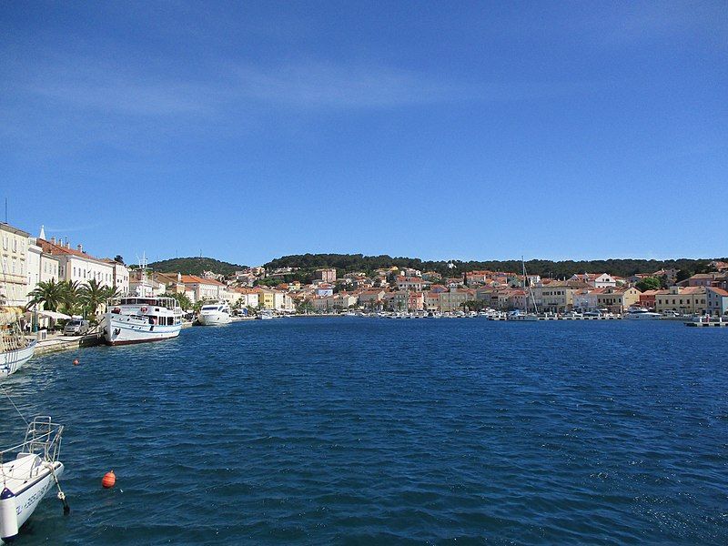 File:Mali Lošinj.jpg