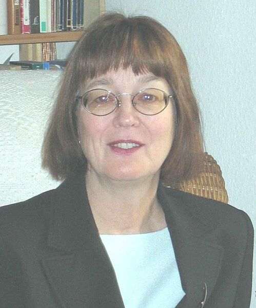 File:Renate Oldermann.jpg