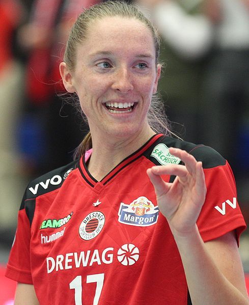 File:Amber Rolfzen (2017).jpg