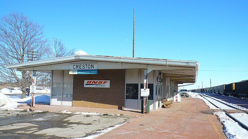 File:Amtrak Creston IA.jpg