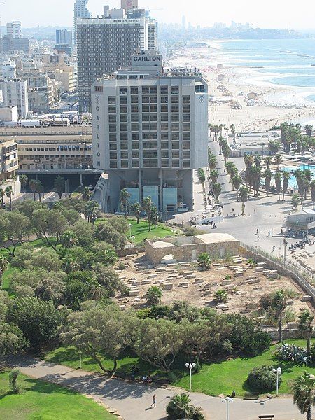 File:Carltontelaviv.jpg