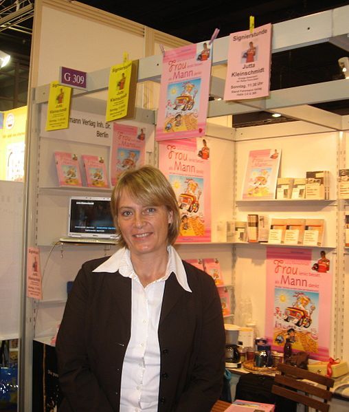 File:Jutta Kleinschmidt Buchmesse.jpg