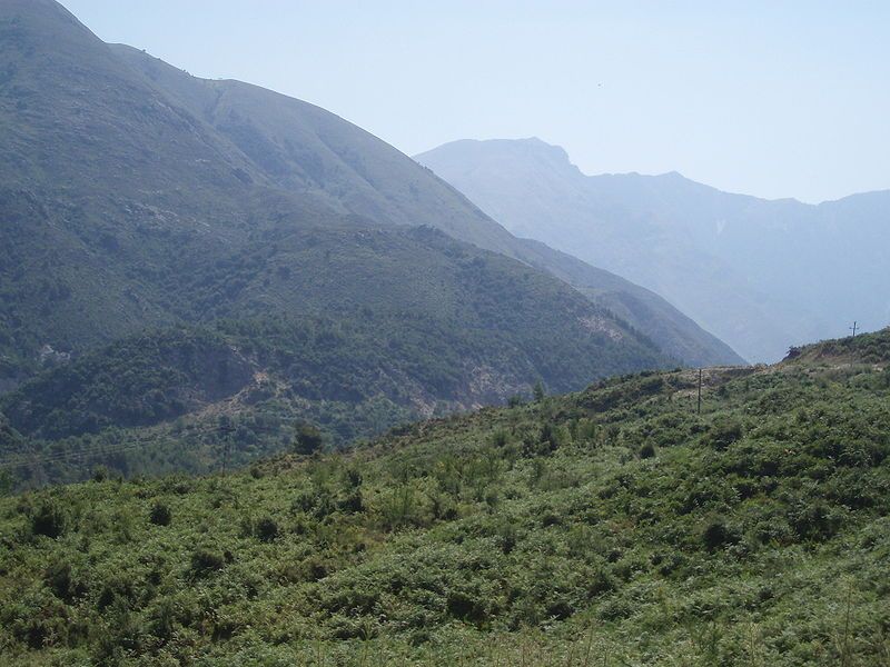 File:Llogara-Himarë1.JPG