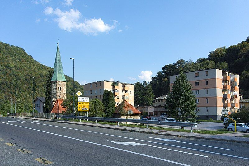 File:Podkraj (Hrastnik).jpg