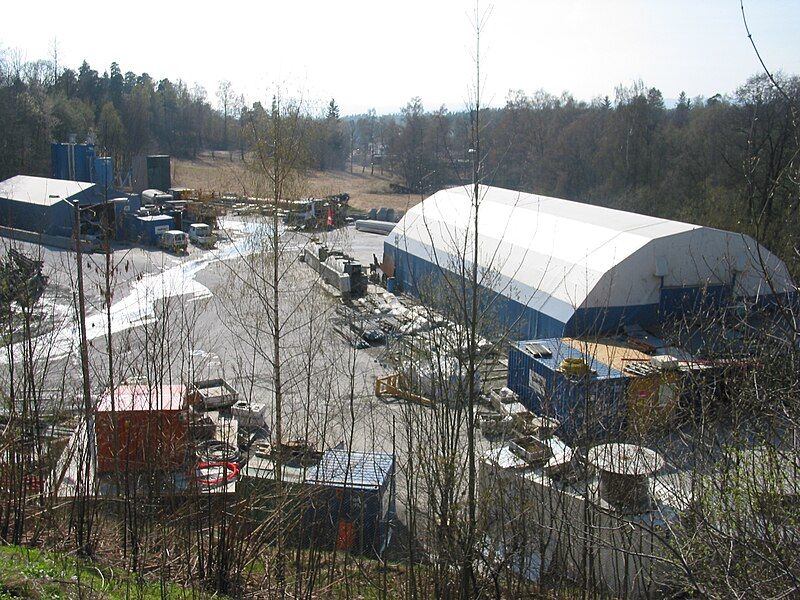 File:Bærum Tunnel excavation.jpg