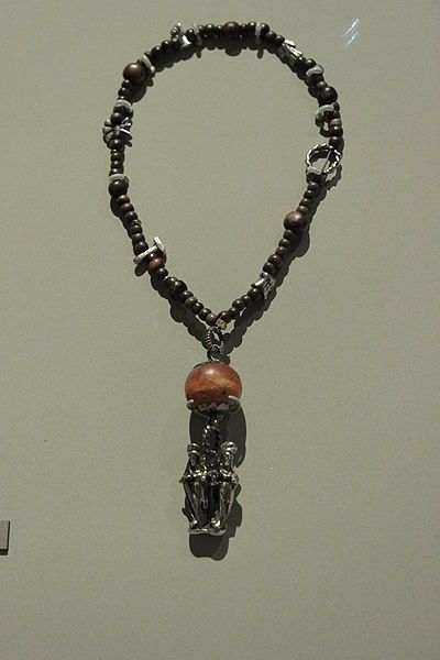 File:BLW Rosary.jpg