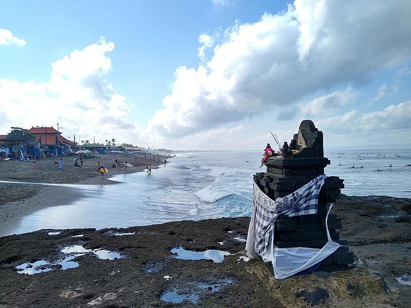 File:Canggu beach 4.jpg