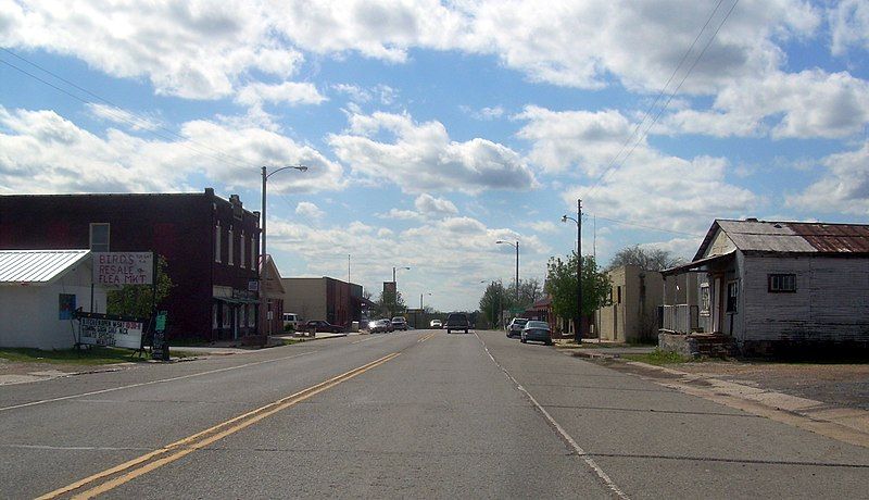 File:Downtown Hulbert.jpg