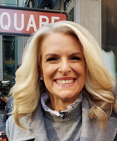 File:Janice Dean 2019.jpg