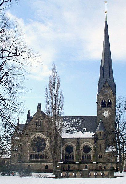 File:Leuben Himmelfahrtskirche.jpg