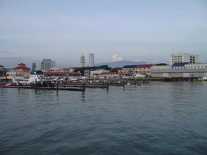 File:Penang marina 2.jpg