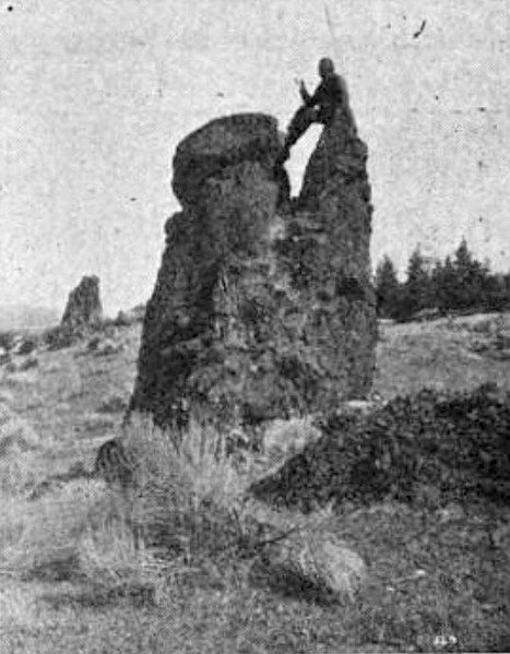 File:Pulpit Rock Oregon.jpg