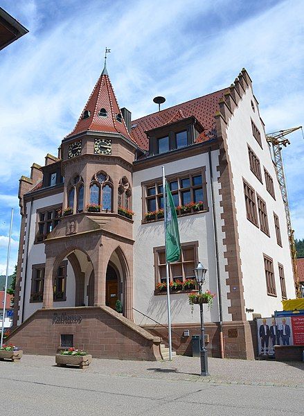 File:Rathaus Elzach.jpg