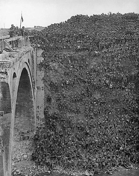 File:Riqueval Bridge 1918.jpg