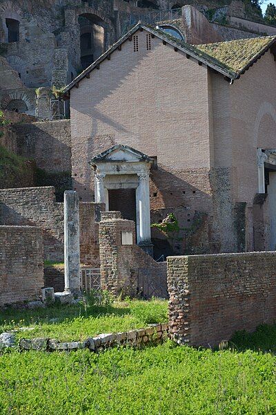 File:Shrine of Juturna.jpg