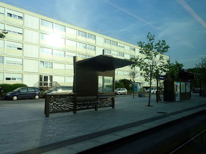 File:Station Robert Wagner.jpg