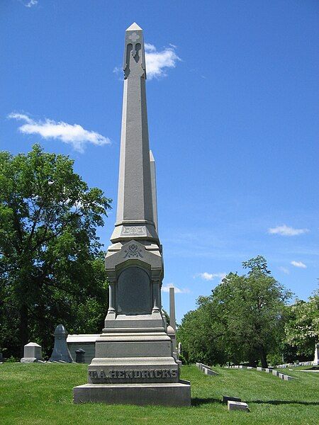 File:Thomas Hendricks tomb.jpg