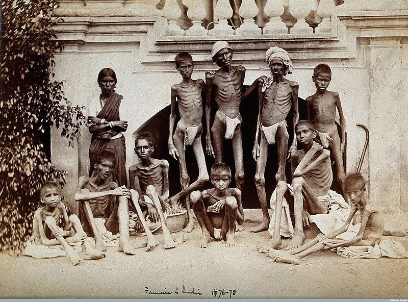 File:WWHooperFamine1876-78GroupOfEmaciaedMenandOneWoman.jpg