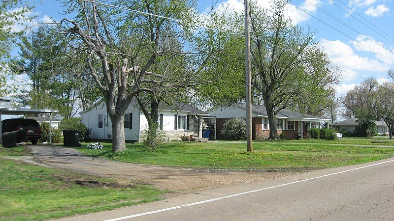 File:Woodland Mills houses.jpg