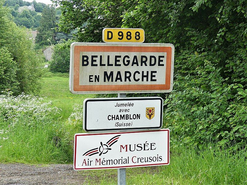 File:Bellegarde-en-Marche panneau jumelage.jpg