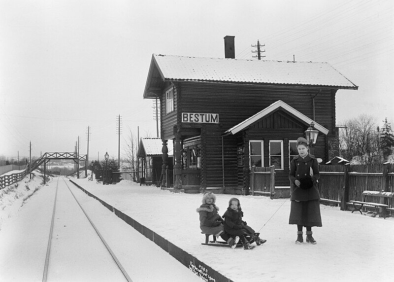 File:Bestum stasjon 1904.jpg