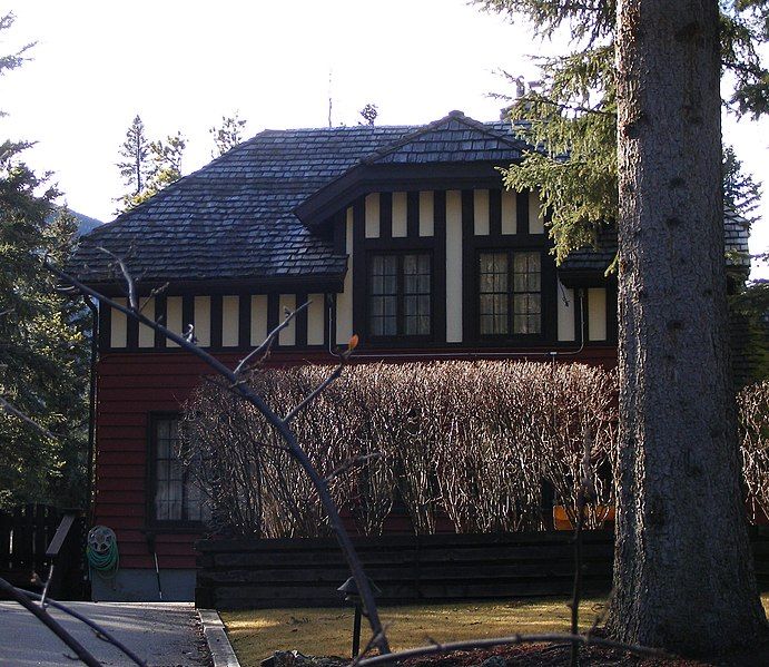 File:Childe Residence.JPG