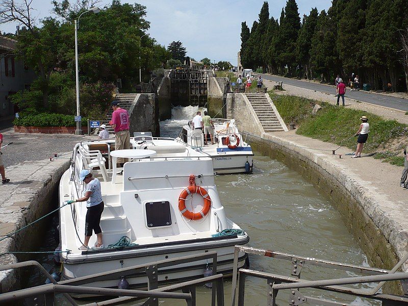 File:FonserannesLocks.JPG