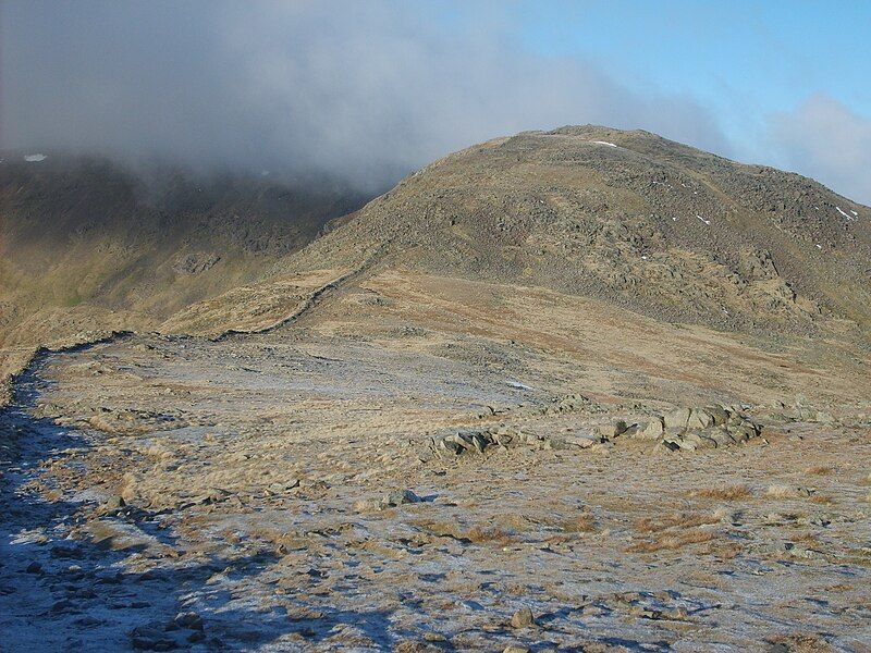 File:Hart Crag.JPG