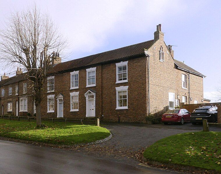 File:Hey House, Easingwold.jpg