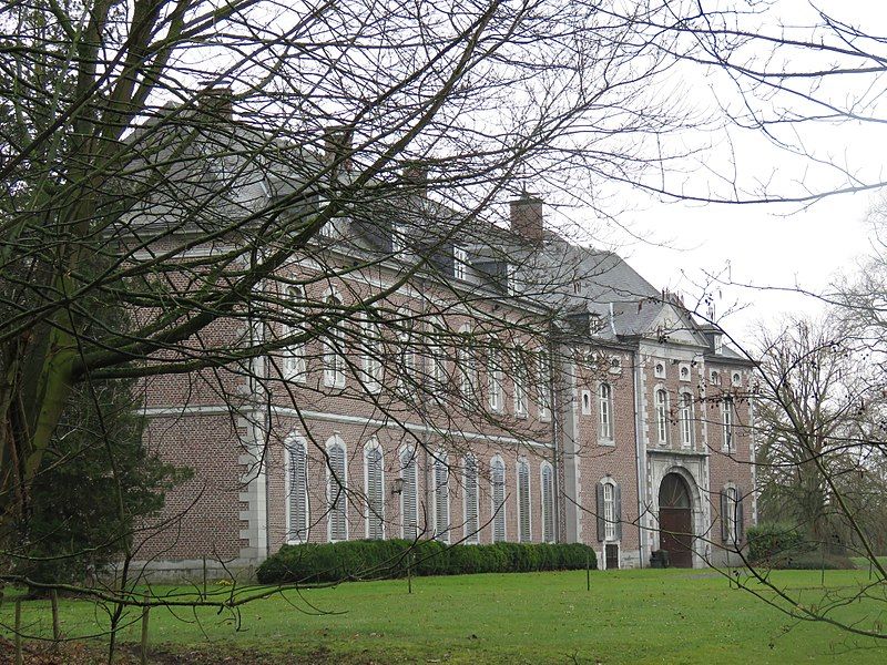 File:Kasteel Nonnenmielen.jpg