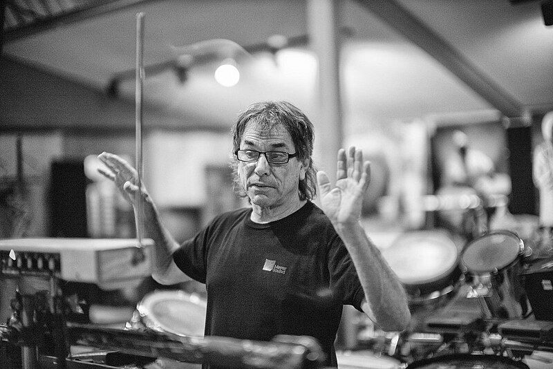 File:Mickey Hart.jpg