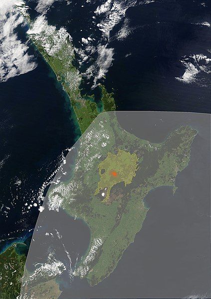 File:Oruanui.North.Island.NZ.jpg