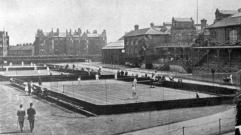 File:Queen's Club London.jpg