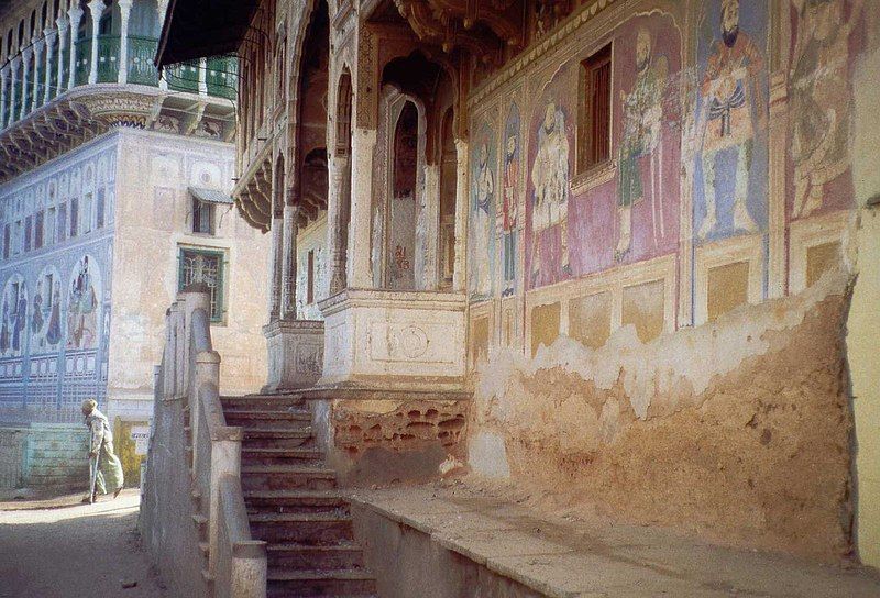 File:Shekhawati painted houses.jpg