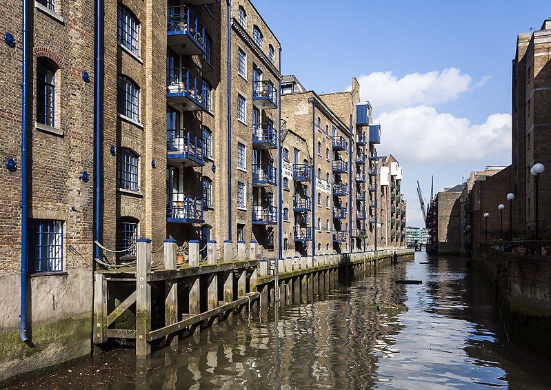 File:St Saviour's Dock.jpg