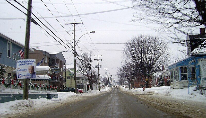 File:Weedon rue St-Janvier.jpg