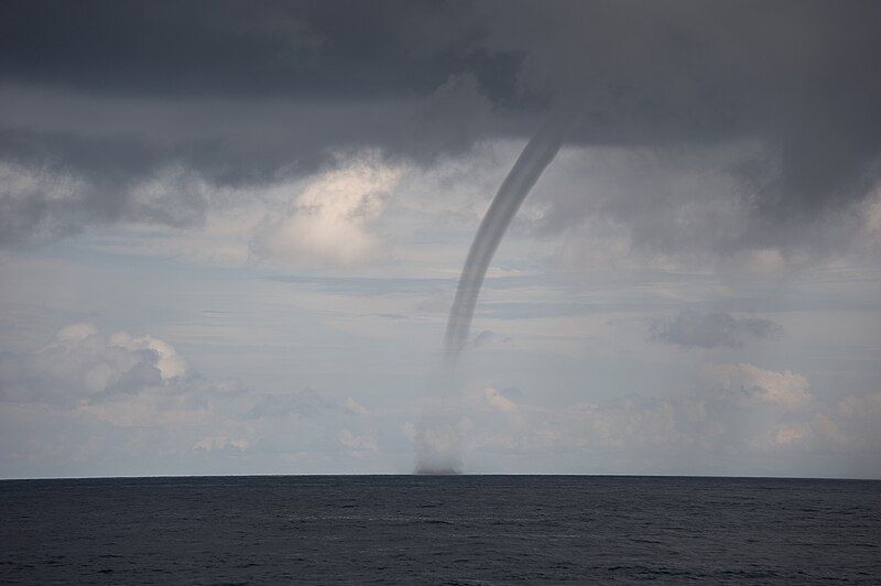 File:20292-water spout (33100811810).jpg