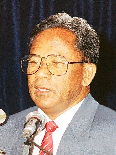 File:Abdulla Hameed (cropped).jpg