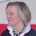 Carolyn Bennett (Commons), politician