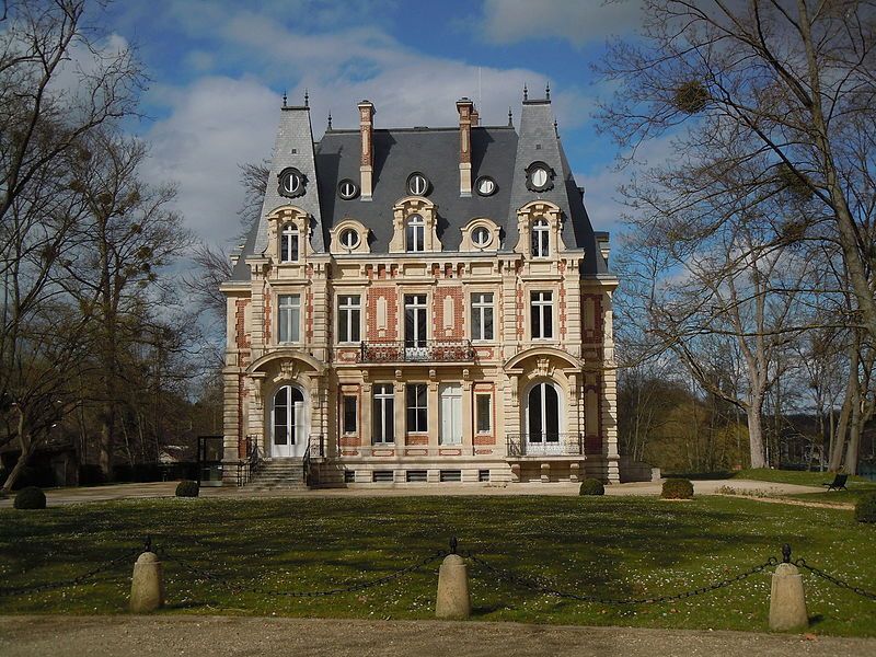 File:Château Conti.JPG