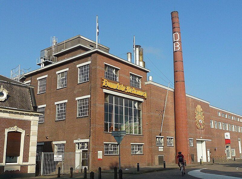 File:Dommelsche Bierbrouwerij-2 crop.jpg