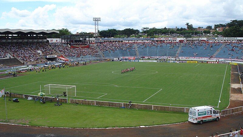 File:Estadio santacruz.JPG