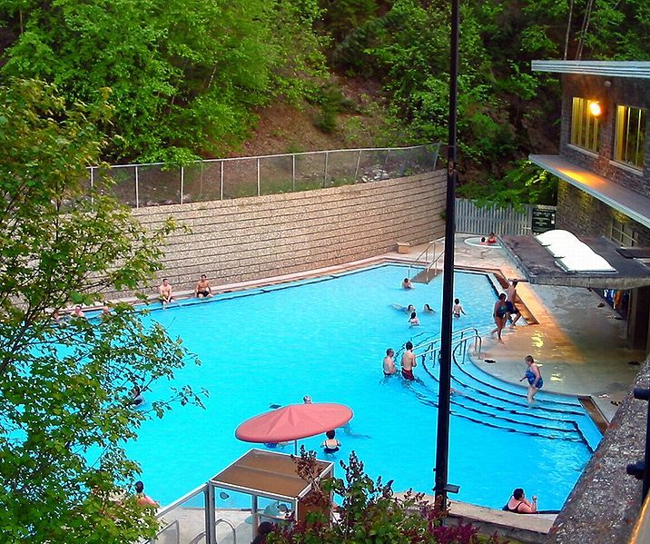 File:Hot springs-pool-Radium.JPG