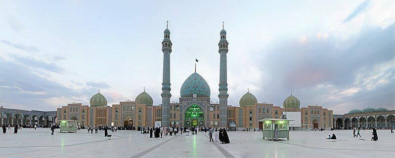 File:Jamkaran Mosque.jpg